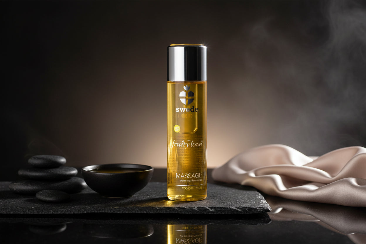 Swede Fruity Love Massage Lotion mit tropischen Früchten und Honig – wärmende, wasserlösliche Massage Lotion für sinnliche Intimate Wellness Momente in goldener Flasche