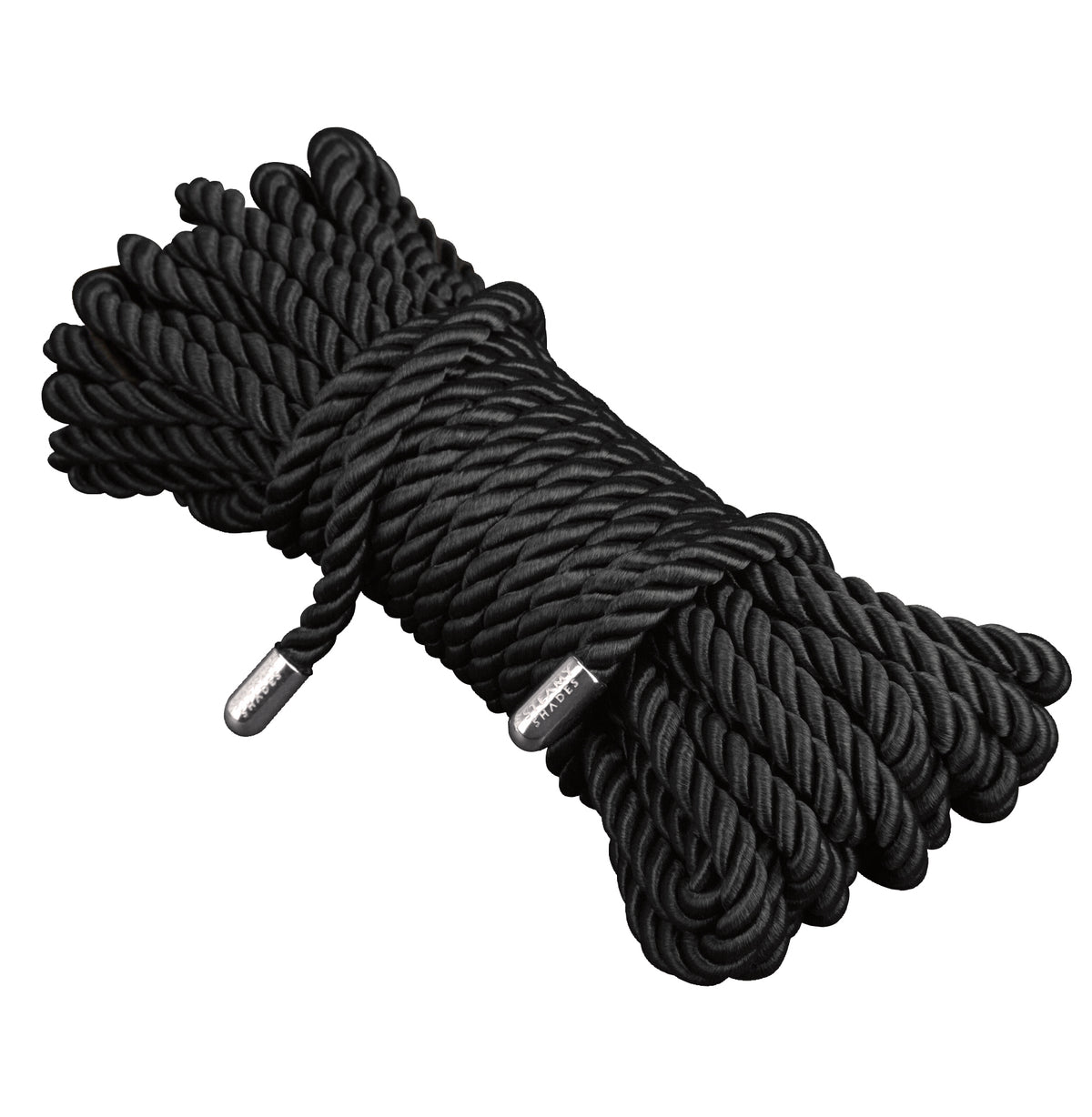 STEAMY SHADES Black Rope Shibari-Fesselseil in Schwarz mit geflochtener Oberfläche und sichtbaren Seilenden, mehrfach zusammengelegt und mittig gebunden in freigestellter Gesamtansicht auf weißem Hintergrund – erhältlich bei Evoria Care