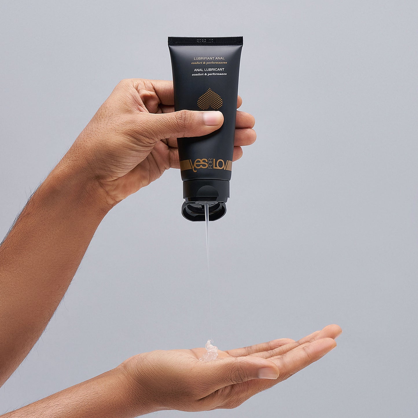 YESforLOV Comfort Performance Anal Lubricant 100ml Textur Anwendung Detail