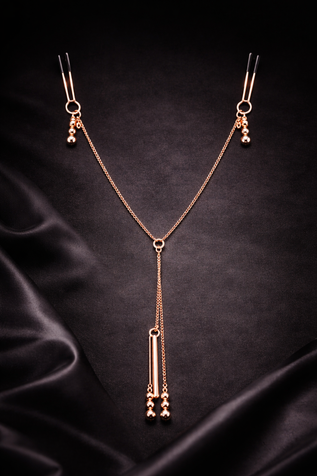 Roségoldfarbenes Ketten-Harness mit Nippelklemmen und Kugeln