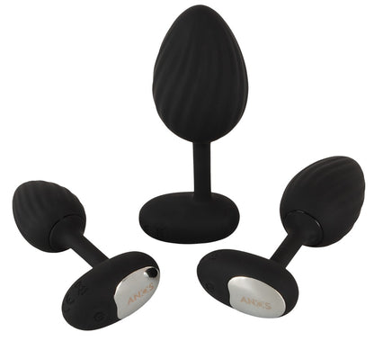 ANOS Vibro-Analplug-Set für Analtraining – drei schwarze Analplugs in unterschiedlichen Größen und verschiedenen Ansichten