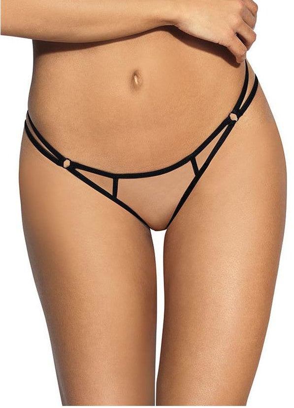 Axami V-8848 String in Beige-Schwarz getragen – Vorderansicht mit transparentem Tüll und doppelten schwarzen Riemchen