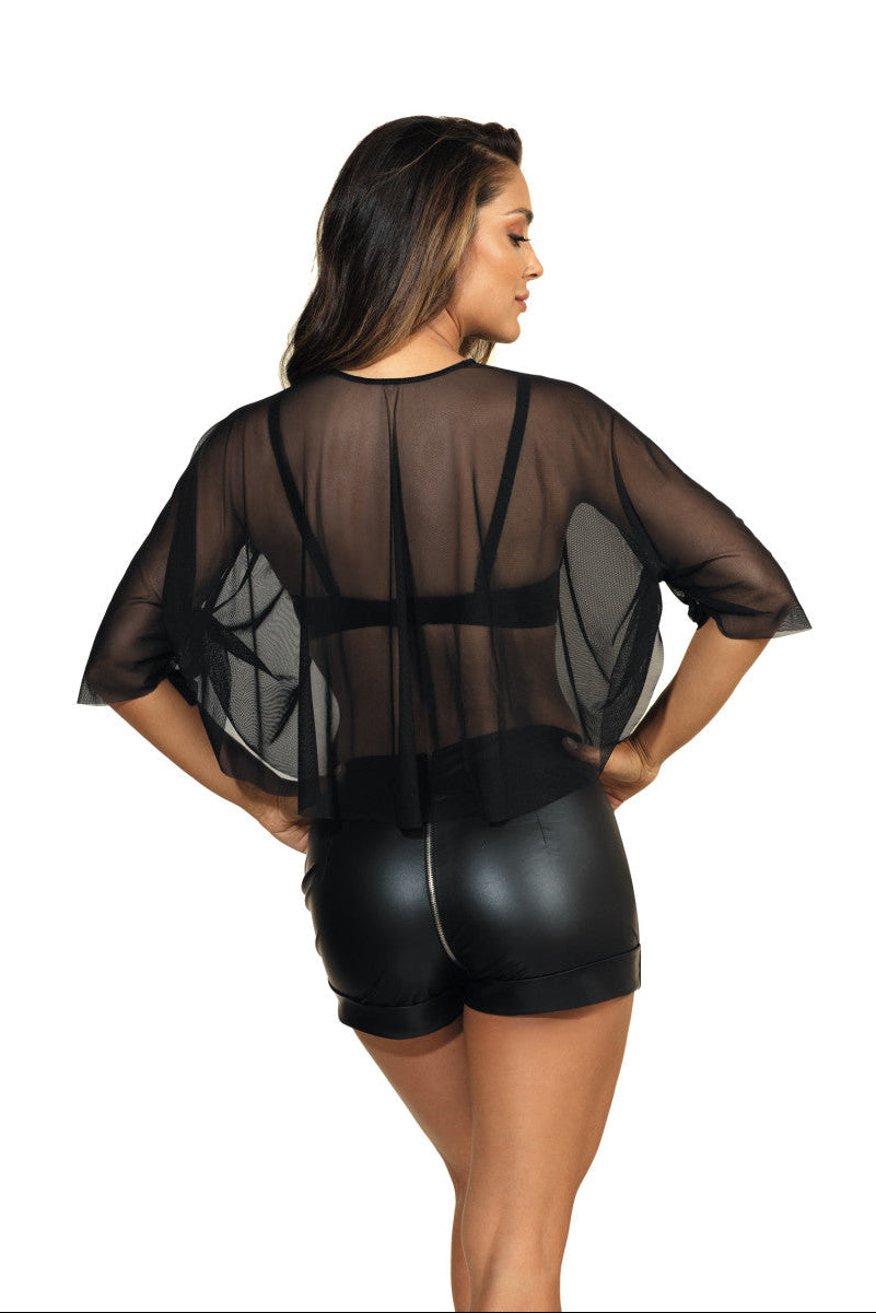 Axami V-9153 schwarze Wetlook-Shorts am Model in Rückansicht mit körpernahem Schnitt