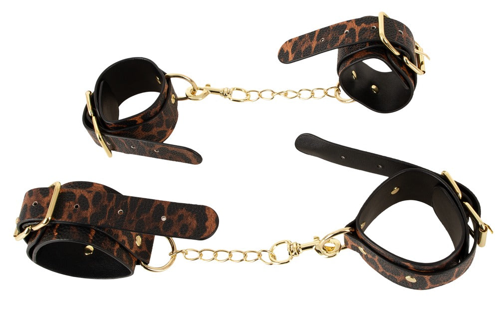Bad Kitty Hand- und Fußfesseln im Leo-Look mit goldfarbenen Ketten, Schnallen und Karabinern
