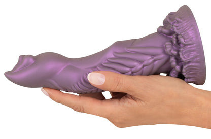 Beasty Cocks Alien Phallus auf der Hand zur Darstellung von Größe, Form und Saugfuß