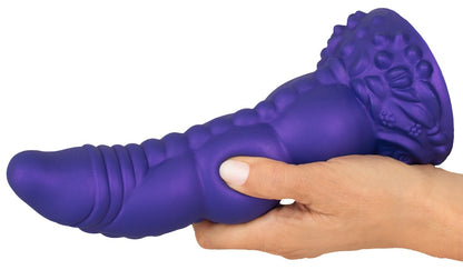 Beasty Cocks Demon of Desire in der Hand zur Darstellung des flexiblen Liquid-Silicone-Schafts