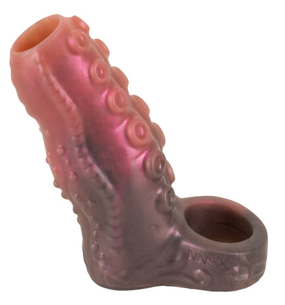 Seitenansicht der Beasty Cocks Tentacle Sleeve mit ausgeprägten Noppen, Reliefs und offenem Schaft