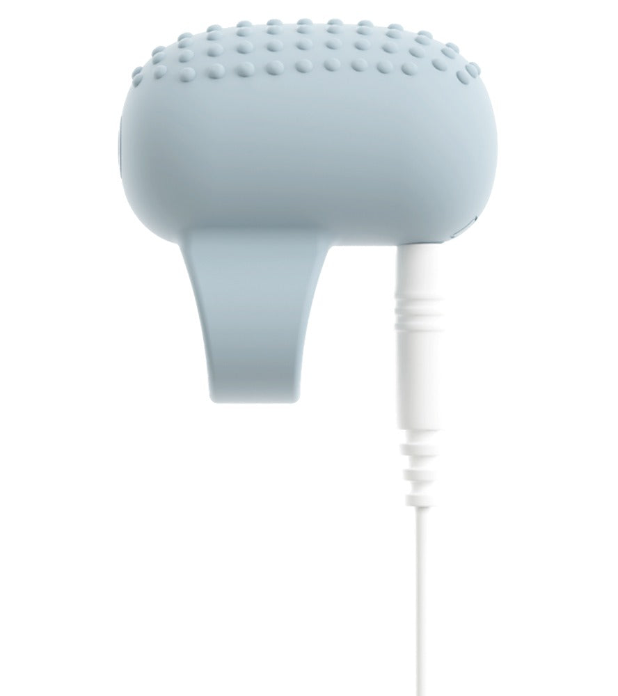 beau cœur KIREMO Fingervibrator in Hellblau – Detailansicht der strukturierten Stimulationsfläche mit feinen Noppen