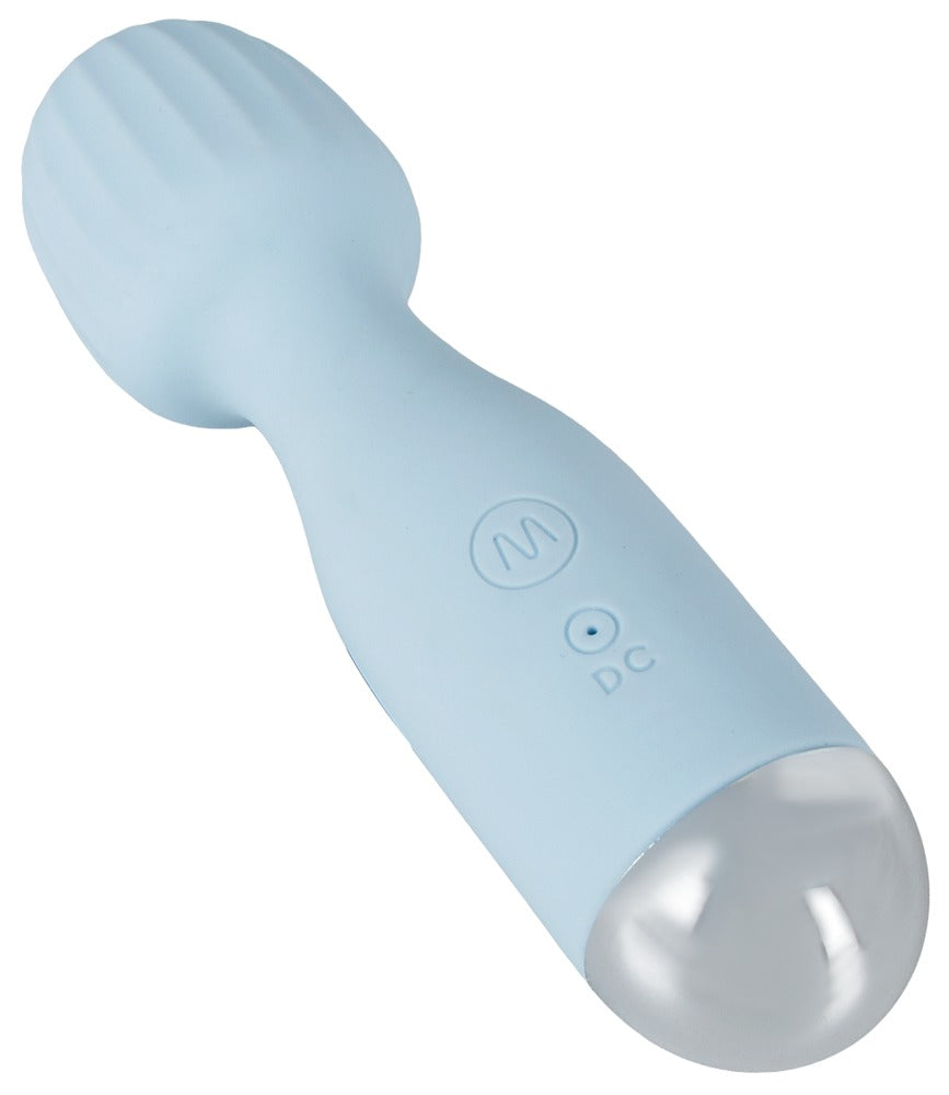 beau cœur VANYOR Mini Wand Massager in Hellblau – schräg liegende Produktansicht mit sichtbarer Unterseite
