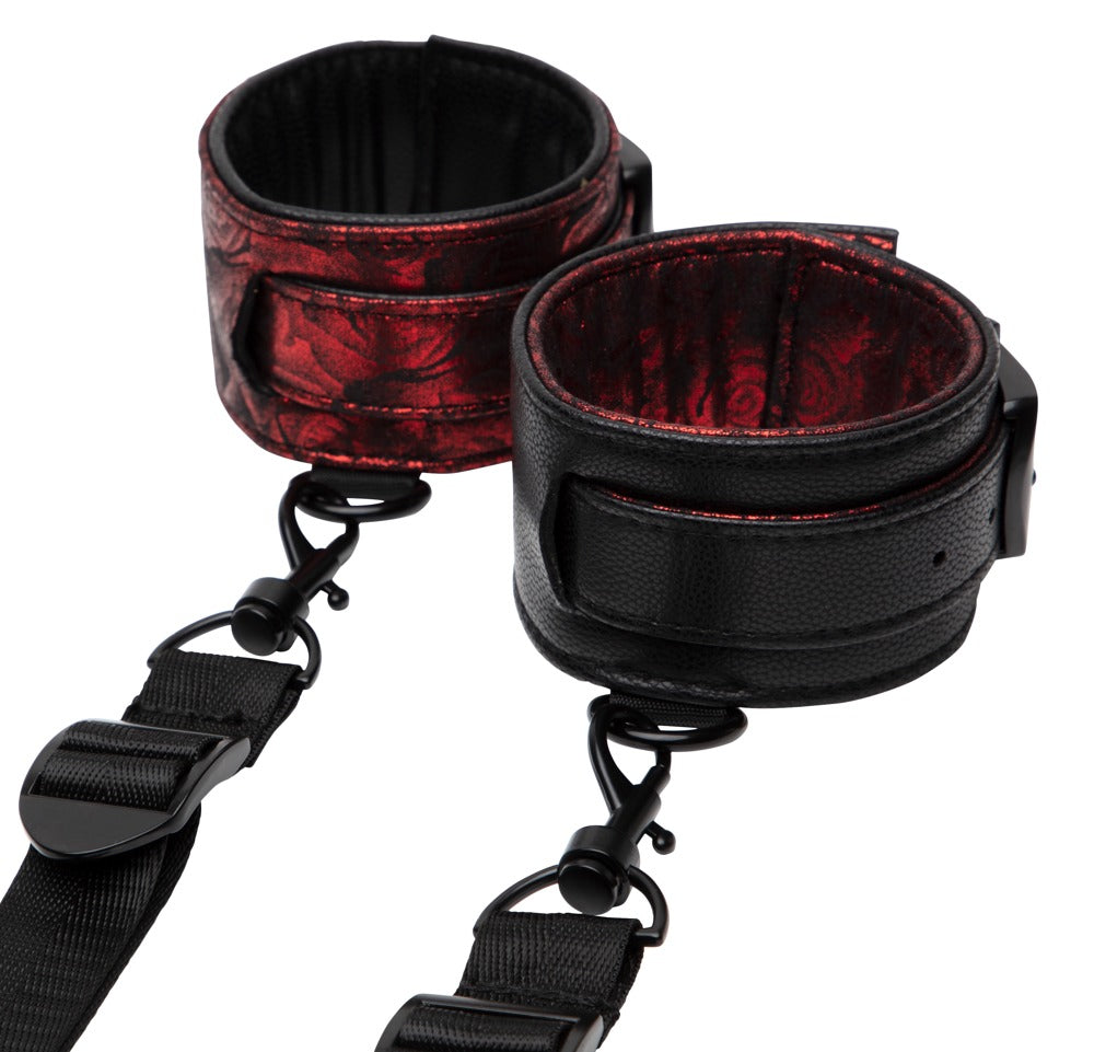 Beidseitig tragbare Manschette mit Lederoptik und Satin im Rosendesign