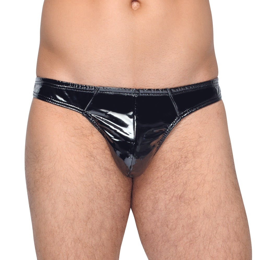 Model mit schwarzem Black Level Lack-Riostring mit bi-elastischer Passform in der Vorderansicht