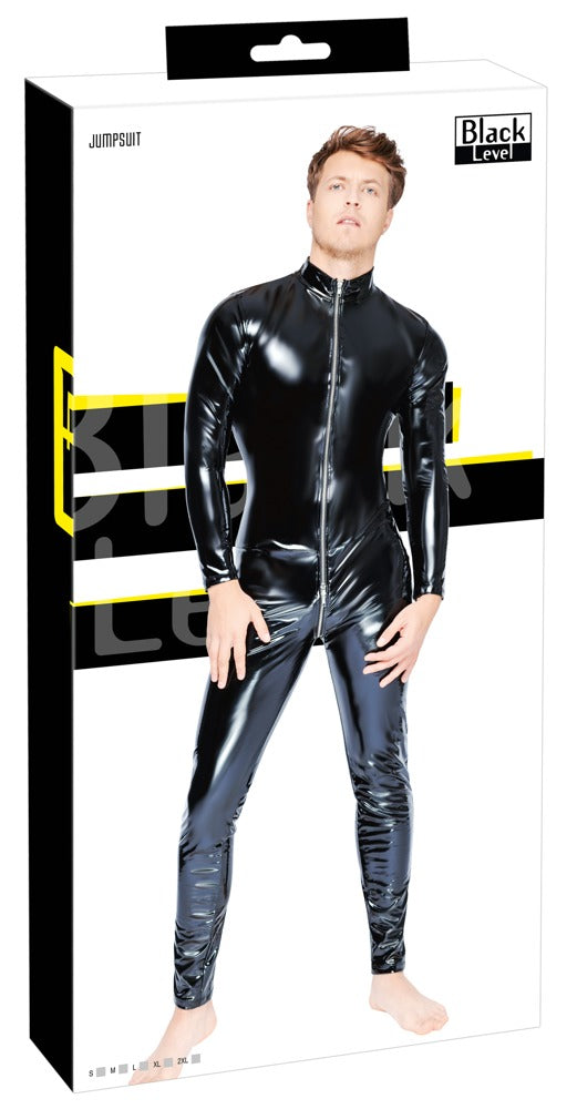 Produktverpackung des schwarzen Black Level Stretch-Lack-Overalls mit 3-Wege-Reißverschluss