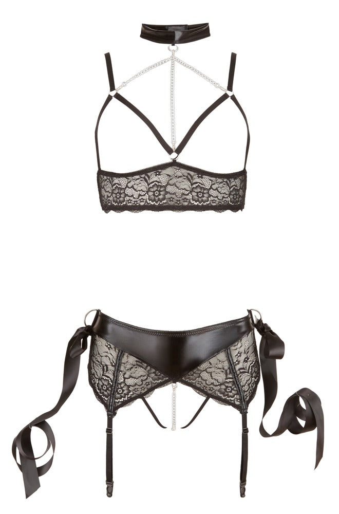 Freisteller des Cottelli BONDAGE BH und String ouvert mit Spitzenbund, Riemchen-Details und Satinbändern in Schwarz