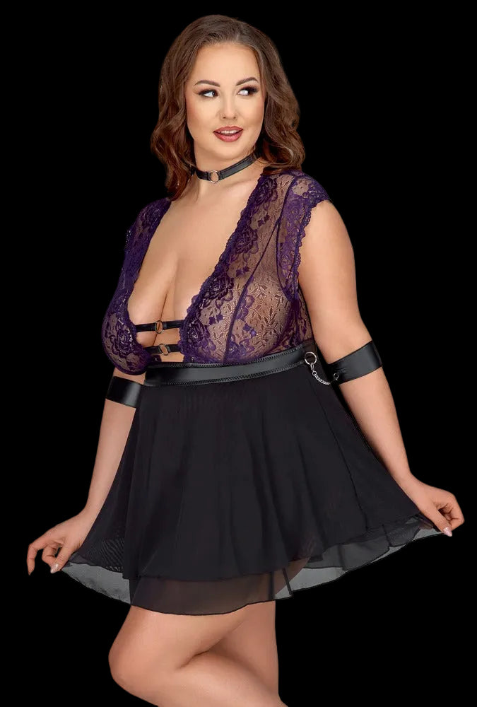 Cottelli BONDAGE Set mit ausgestelltem Powernet-Röckchen und feiner Blütenspitze in Detailansicht