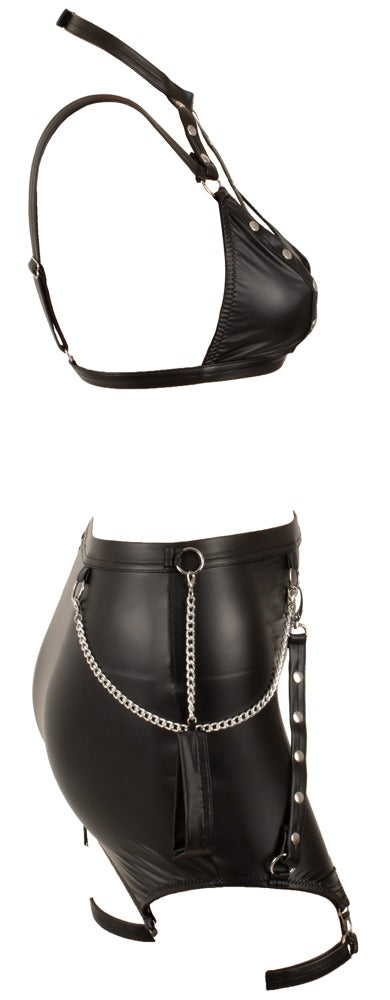 Seitenansicht des Cottelli BONDAGE Straps-Sets im schwarzen Mattlook mit Riemen und silberfarbenen Details