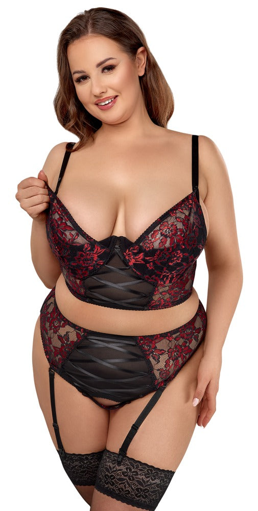Cottelli CURVES Longline-BH und Straps-Slip am Model mit Spitze, Bügel-Hebe und Satin-Zierschnürung