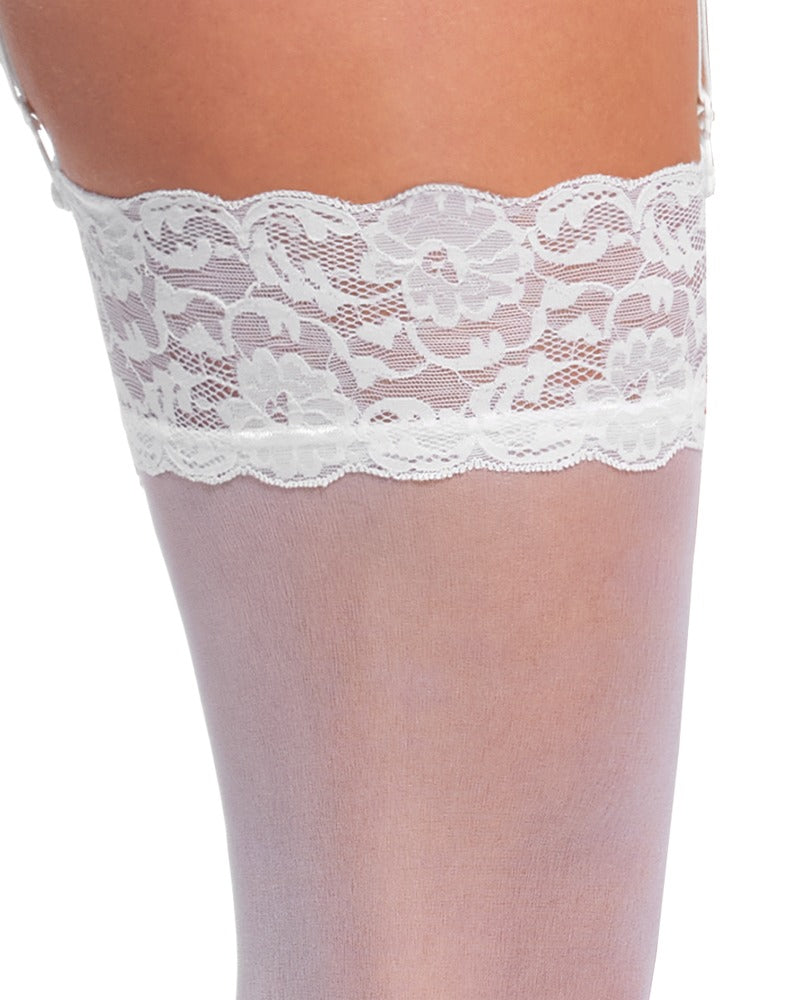 Detailansicht der weißen Cottelli LEGWEAR Straps-Strümpfe mit breitem elastischem Spitzenabschluss