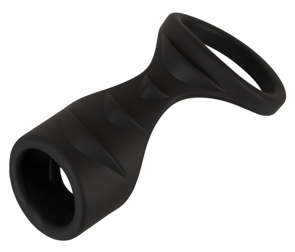 Erecto Cock Sleeve with Ball Ring aus schwarzem Liquid-Silikon in Hauptansicht mit Penismanschette und integriertem Hodenring