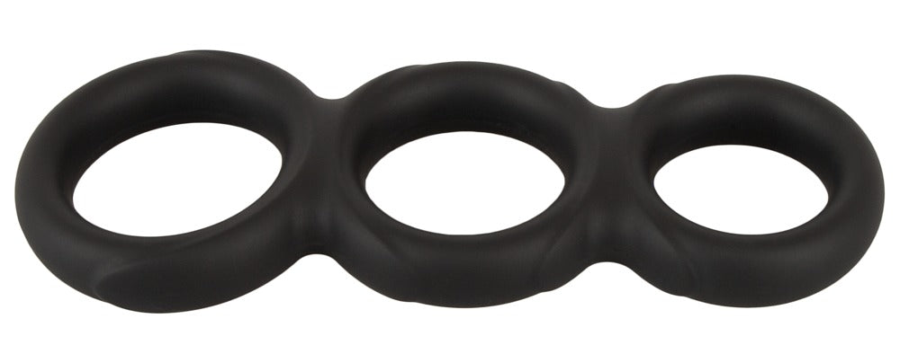 Erecto Triple Cock Ring in Perspektivansicht mit drei unterschiedlich großen verbundenen Silikonringen