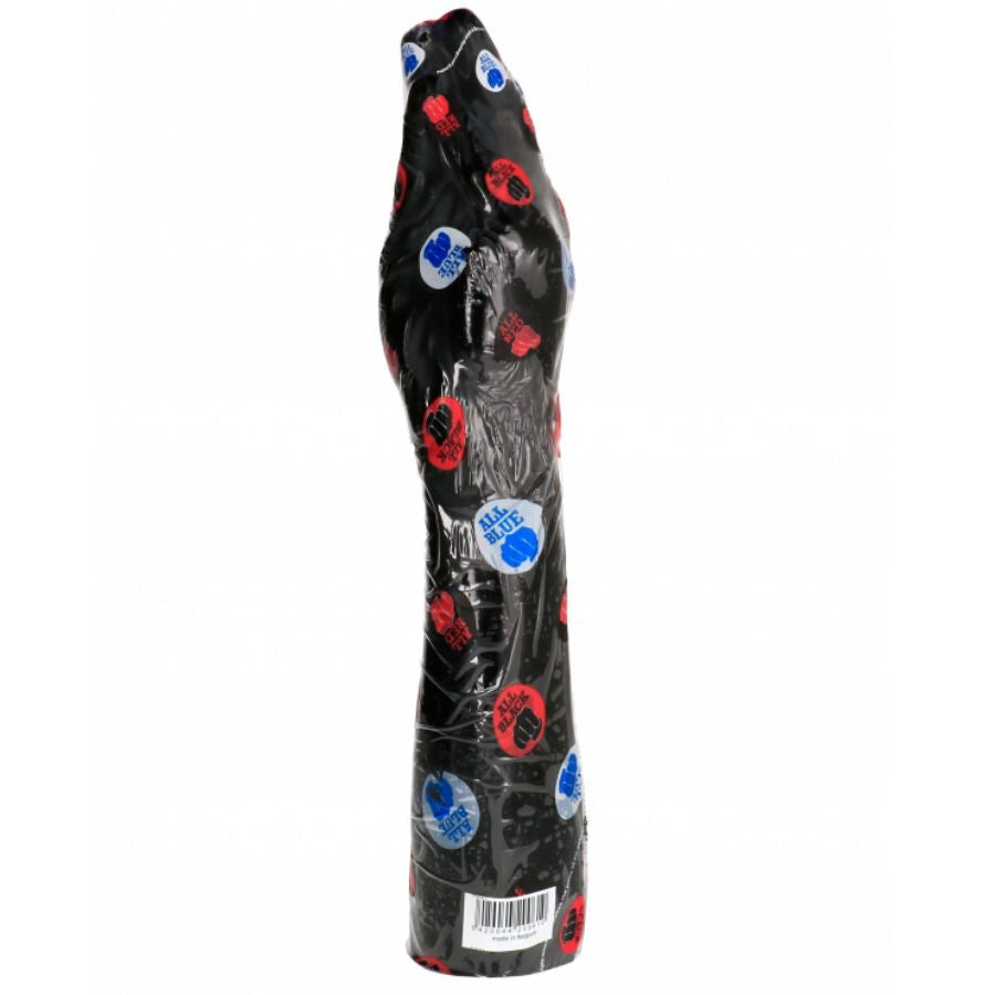 ALL BLACK Hand mit Arm – schwarzer anatomischer XXL-Dildo mit ausgeformter Hand, länglichem Unterarm und zahlreichen roten und blauen Markierungen entlang der Oberfläche in aufrechter Produktansicht – erhältlich bei Evoria Care