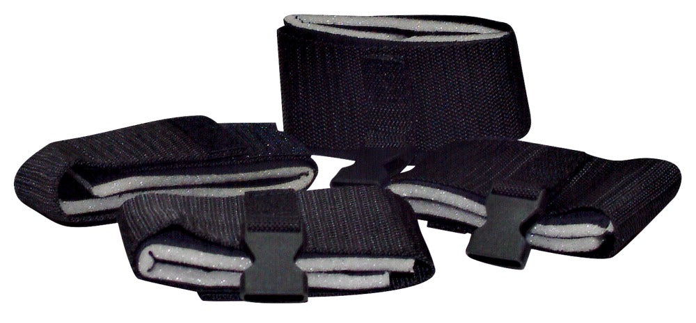 Bad Kitty Bed Shackles gepolstertes Bettfessel-Set in Schwarz mit breiten Fesselmanschetten, verstellbaren Befestigungsgurten und Verbindungselementen, kompakt zusammengelegt in freigestellter Gesamtansicht auf weißem Hintergrund – erhältlich bei Evoria Care