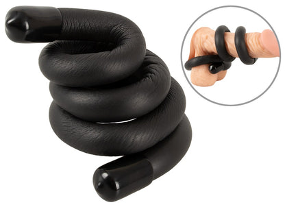Bad Kitty Bendable Cock & Ball Ring in Schwarz mit flexiblem, biegbarem Schaft und abgerundeten Enden, spiralförmig gewickelt mit zusätzlicher Handhabungsabbildung – erhältlich bei Evoria Care