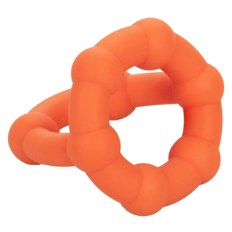 CalExotics Alpha Liquid Silicone All Star Ringkombination in Orange aus schräger Perspektive – erhältlich bei Evoria Care