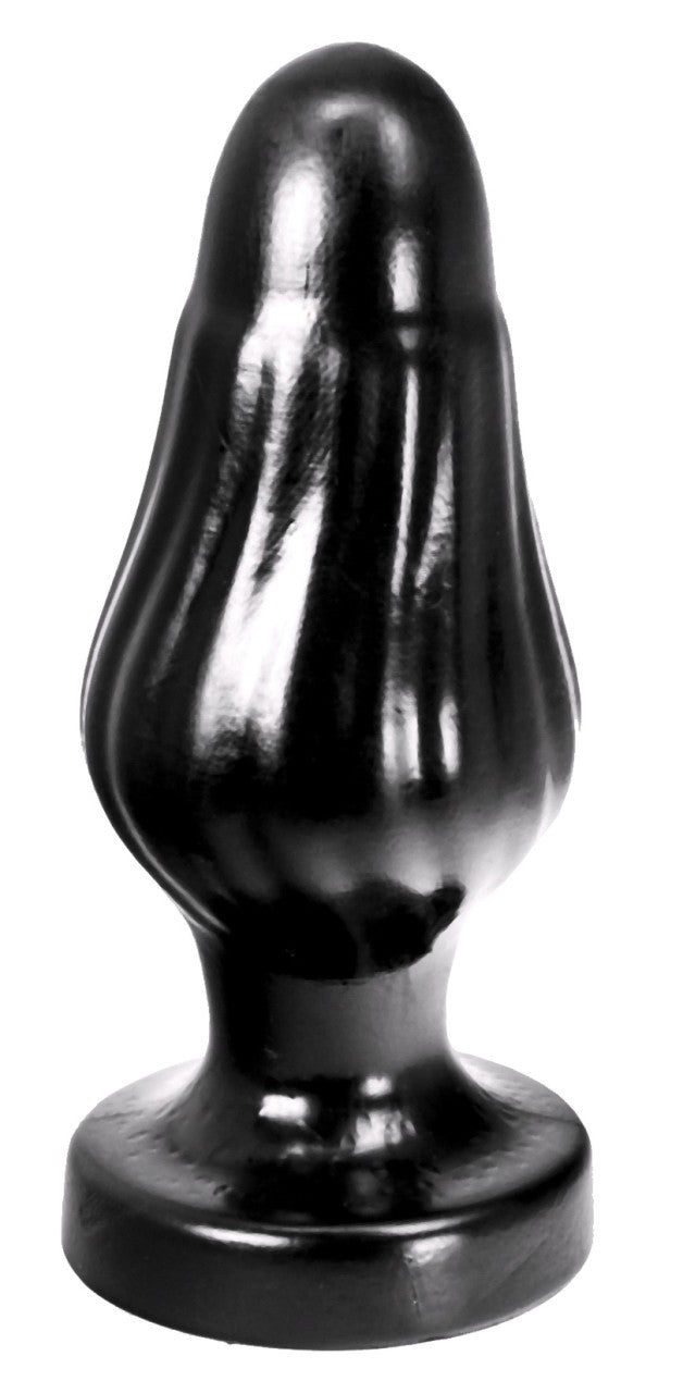 HUNG SYSTEM Corny Black – schwarzer XXL-Analplug aus PVC mit glänzender Oberfläche, länglichem konisch geformtem Körper, ausgeprägten seitlichen Verdickungen, schmalem Hals und breiter runder Standbasis in schräger Produktansicht auf weißem Hintergrund – erhältlich bei Evoria Care