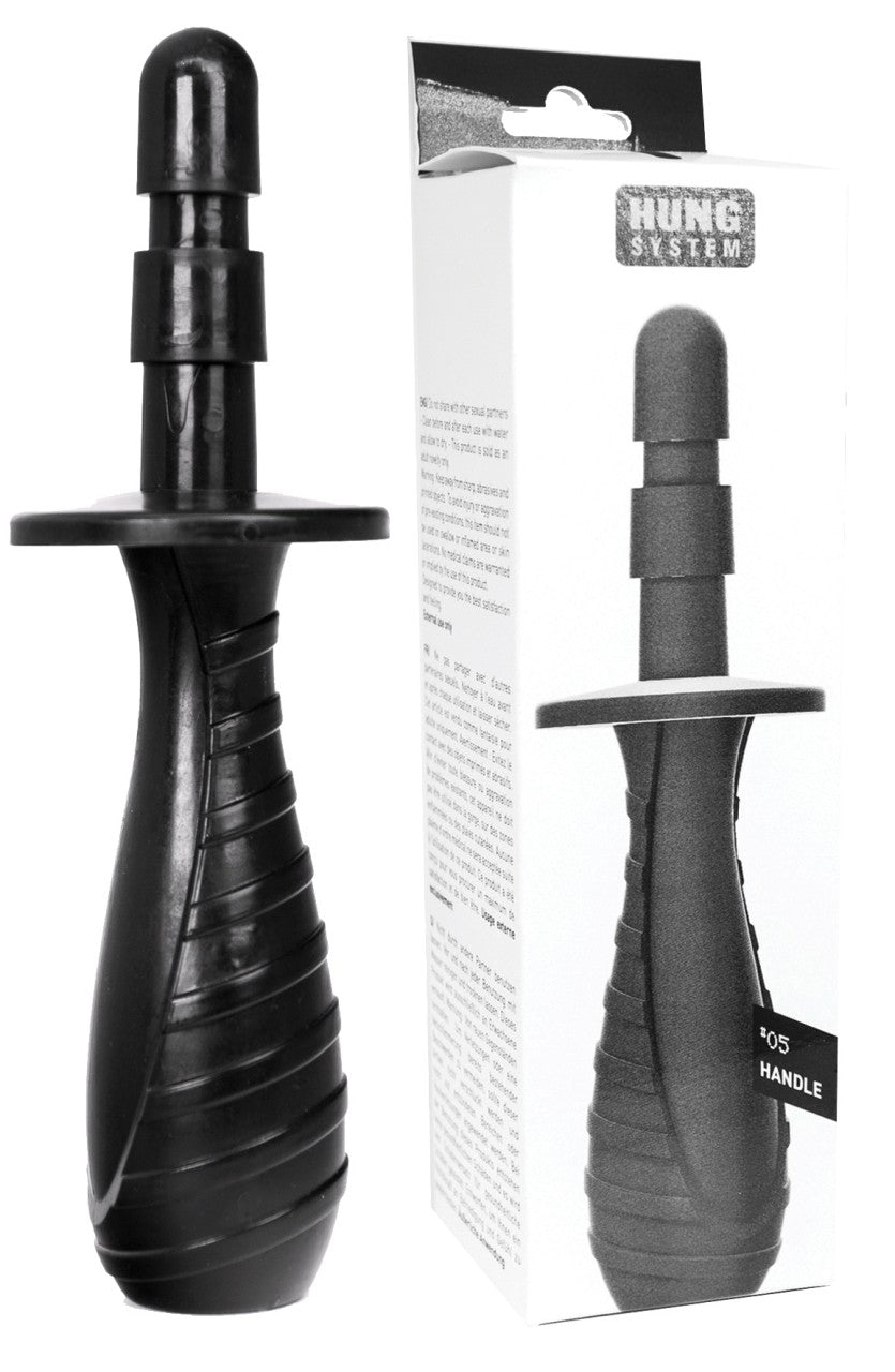 HUNG SYSTEM Double Poignée – schwarzes längliches Doppel-Toy mit zwei unterschiedlich geformten Enden, zentralem scheibenförmigem Griff und strukturierter Oberfläche neben der weiß-schwarzen Originalverpackung – erhältlich bei Evoria Care