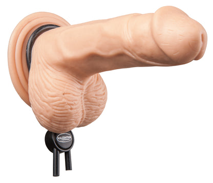 MALESATION Adjustable Cock Ring – schwarzer verstellbarer Silikon-Penisring mit Schiebeknopf in einer seitlichen Anwendungsdarstellung am Penis – erhältlich bei Evoria Care