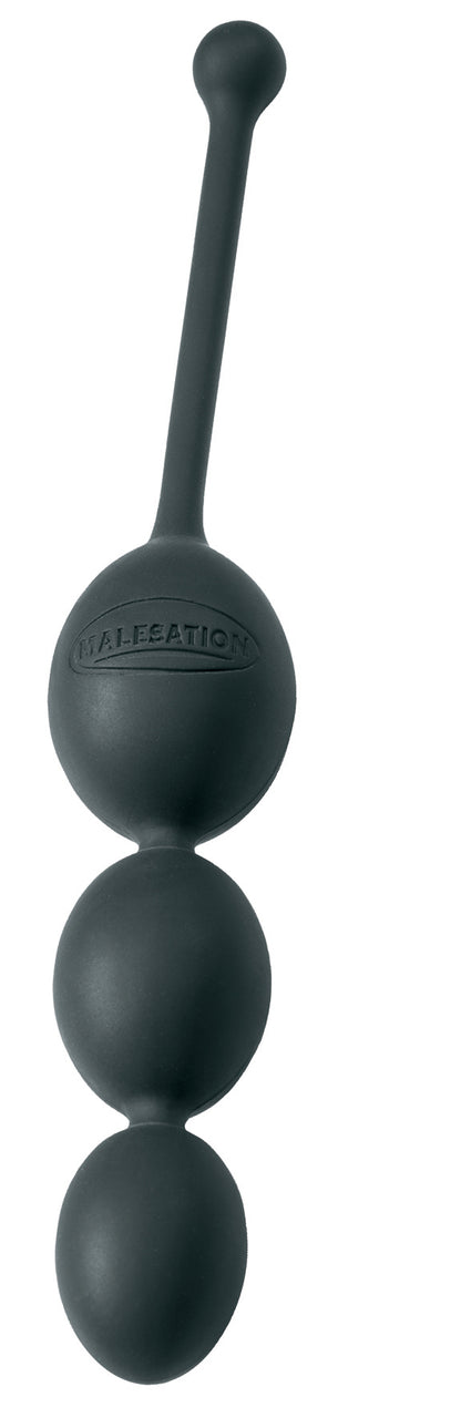 MALESATION Anal Balls – schwarze Silikon-Analkette mit drei abgestuften Kugeln, schlankem flexiblem Verbindungsschaft und kleinem kugelförmigem Griffende in aufrechter Produktansicht auf weißem Hintergrund – erhältlich bei Evoria Care