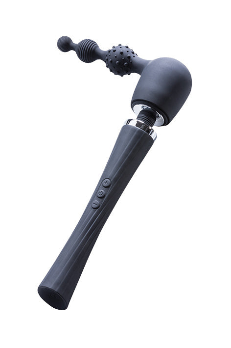 MINDS of LOVE DeLuxe Love Wand Massagestab in Schwarz mit abgewinkeltem Massagekopf und strukturiertem Aufsatz in diagonaler Produktansicht auf weißem Hintergrund – erhältlich bei Evoria Care
