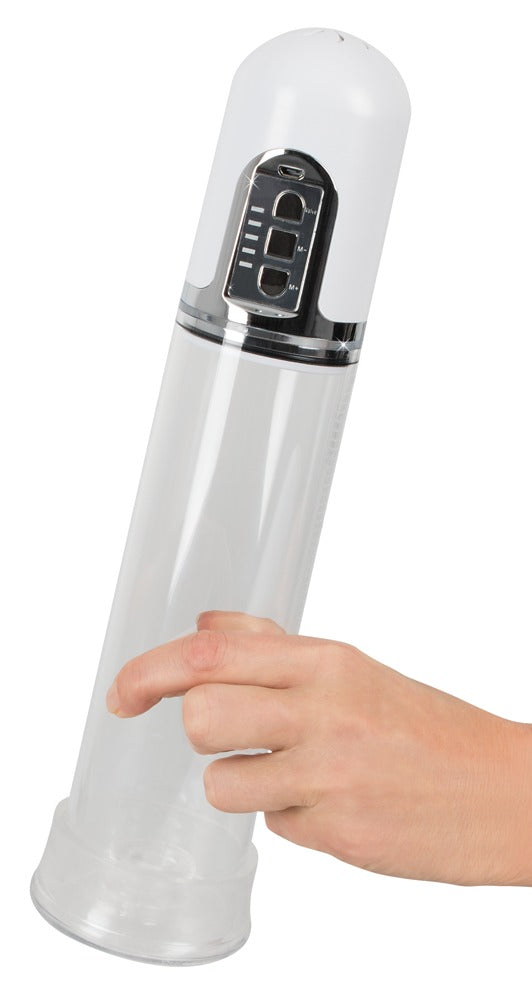 Mister Boner Automatic Pump – automatische Penispumpe in einer Hand zur Darstellung von Größe und schlanker Zylinderform – erhältlich bei Evoria Care