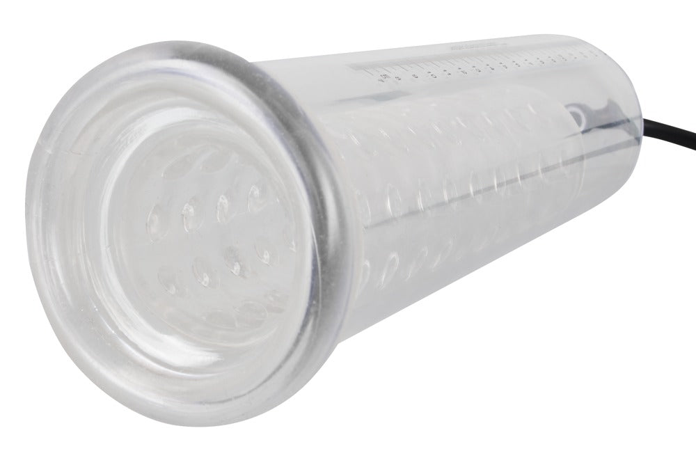 Mister Boner Fantastic Power Pump – Detailansicht des transparenten Sleeves mit strukturierter Innenöffnung – erhältlich bei Evoria Care