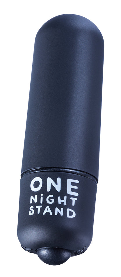 ONE NIGHT STAND Vibe – dunkelblauer Mini-Vibrator mit schlankem zylindrischem Gehäuse, abgerundeter Spitze und weißem ONE NIGHT STAND Schriftzug in aufrechter Produktansicht auf weißem Hintergrund – erhältlich bei Evoria Care