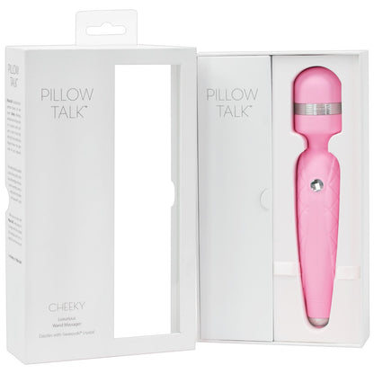 Pillow Talk Cheeky Wand Massager in Pink – weitere Ansicht der weißen Produktverpackung mit pinkfarbenem Wand Massager – erhältlich bei Evoria Care