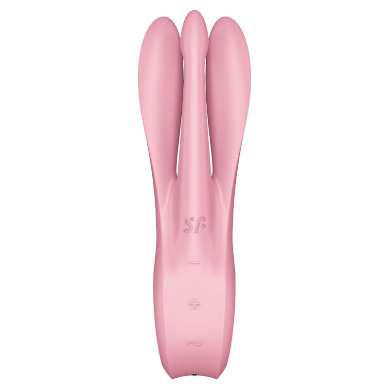 Satisfyer Threesome 1 – rosafarbener Vibrator mit drei parallel angeordneten Stimulationsarmen, schmalen Zwischenräumen und abgerundetem Griffende in weiterer aufrechter Vorderansicht – erhältlich bei Evoria Care