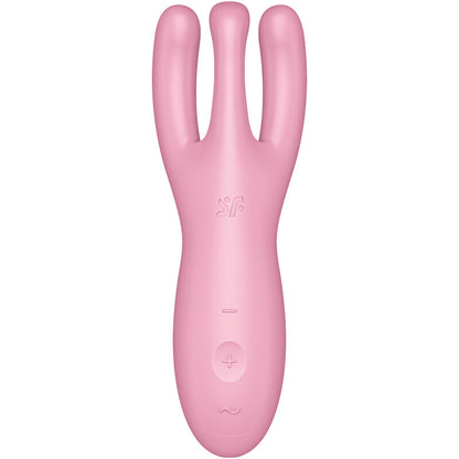 Satisfyer Threesome 4 – rosafarbener Vibrator mit drei unterschiedlich langen, abgerundeten Stimulationsarmen, glatter Oberfläche und ergonomischem Griff in aufrechter Vorderansicht auf weißem Hintergrund – erhältlich bei Evoria Care