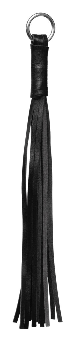 XX-DREAMSTOYS Leder-Fingerpeitsche – schwarze handliche Peitsche mit 18 langen Lederriemen, kurzem schwarzem Griff und silberfarbenem Metallring in einzelner Produktansicht – erhältlich bei Evoria Care