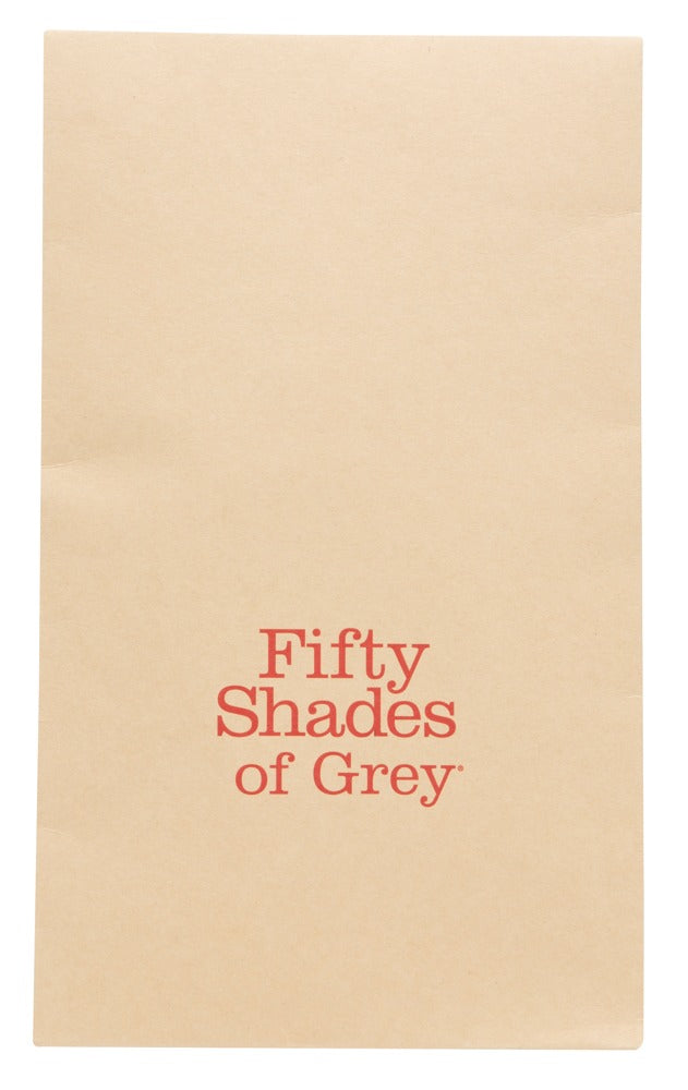 Verpackung im minimalistischen Design von Fifty Shades of Grey
