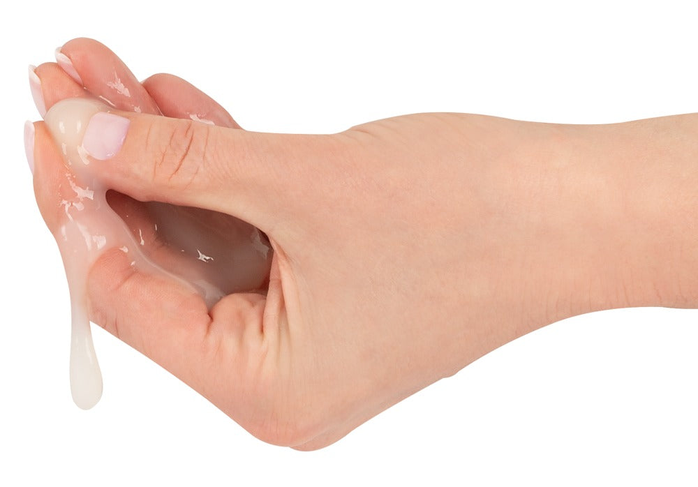 Flutschi Professional Gleitgel Textur auf der Haut für ein geschmeidiges Gefühl