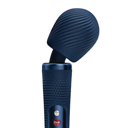 FUN FACTORY VIM Premium Wand-Massager in Dunkelblau mit strukturiertem Massagekopf in der Detailansicht