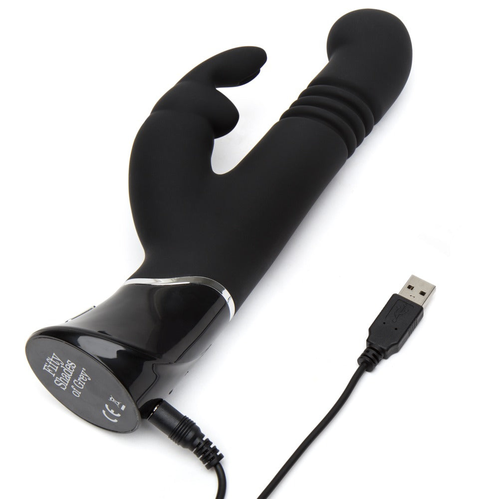 Rabbitvibrator mit USB-Ladekabel für komfortables Aufladen