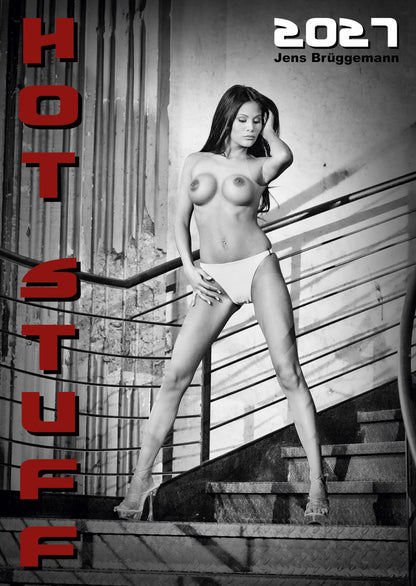 Hot Stuff Kalender 2027 DIN A4 – Cover des erotischen Schwarz-Weiß-Fotokalenders mit weiblichem Model