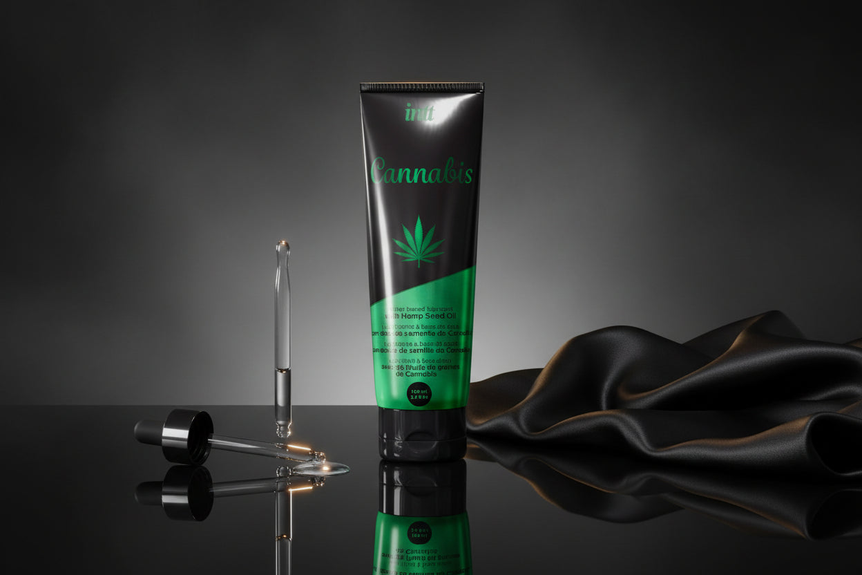 intt Cannabis Lubricant wasserbasiertes Gleitgel mit Cannabis Sativa Samenöl 100ml