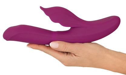 Javida Vibrator in der Hand für ergonomische Größen- und Formdarstellung