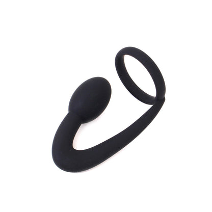 KIOTOS X Silicone Anal Lock in tiefem Schwarz mit Plug und Ring in schräger Ansicht
