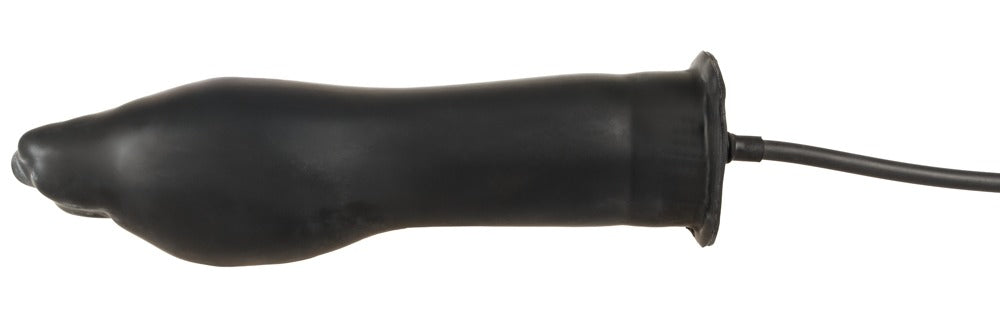 Late X Pumpdildo in schwarzer Handform aus Latex aus einer weiteren seitlichen Perspektive