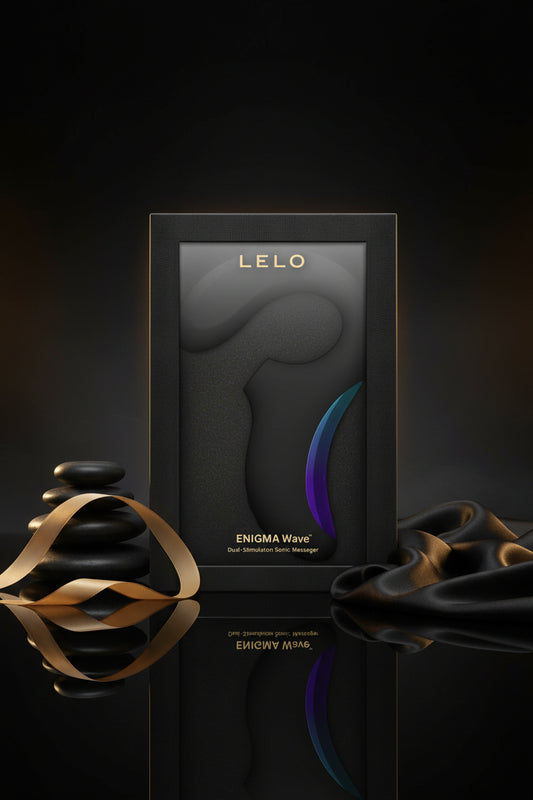 Hochwertige Verpackung des LELO Enigma Wave mit elegantem schwarzem Design