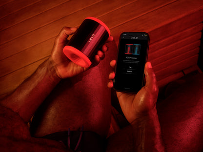 LELO F2S Ausdauertrainer in Rot bei der Anwendung mit App-Steuerung